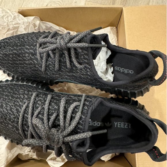 AUTHENTIC Adidas Yeezy Boost 350 Pirate Black 2015 Men’s 10.5 AQ2659 Worn Once main image 5